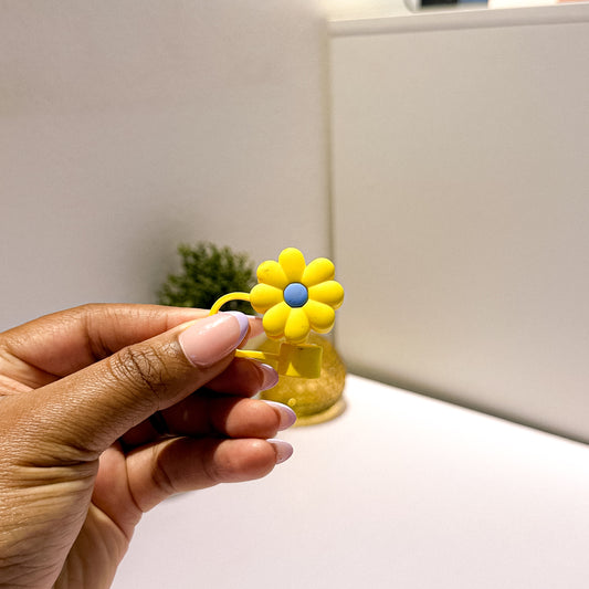 Yellow & Blue Daisies Straw Topper
