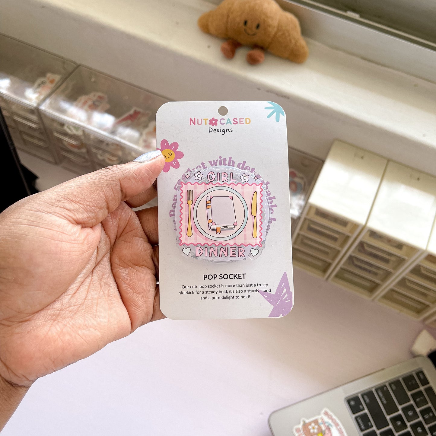 Girl Dinner Magnetic Grip